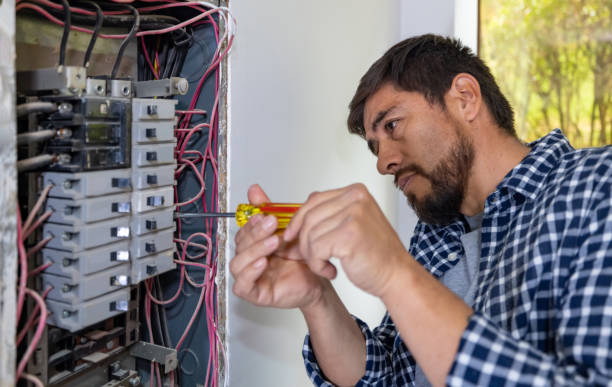 Best Circuit Breaker Repair  in Headland, AL